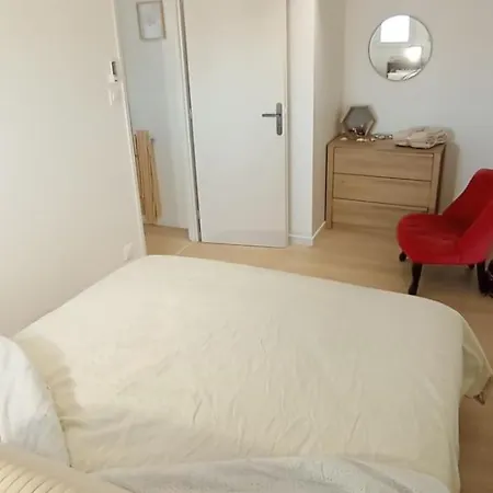 Maison Duplex Bisca Avec Jardin بيسكاروس