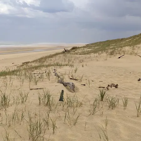 Maison Duplex Bisca Avec Jardin بيت للعطل