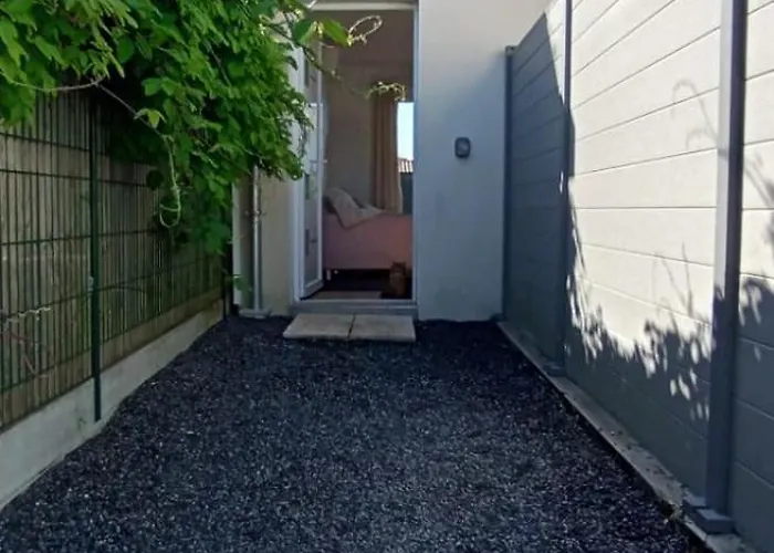 בית נופש Maison Duplex Bisca Avec Jardin *