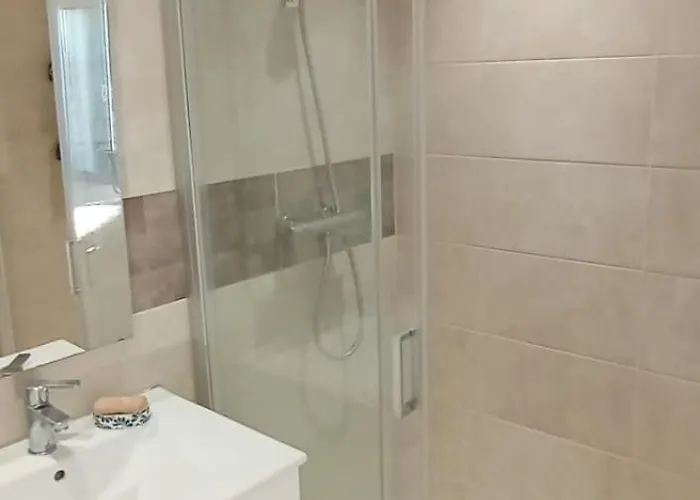 Maison Duplex Bisca Avec Jardin בית נופש