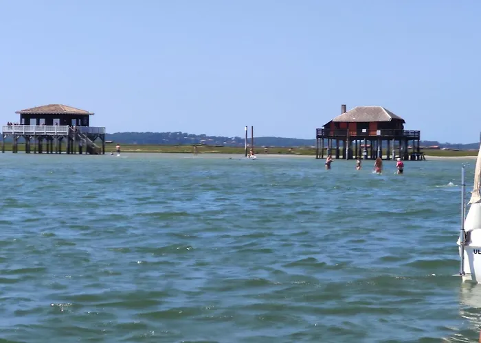 בית נופש Maison Duplex Bisca Avec Jardin *